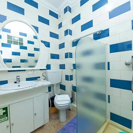A16 - Aquazul 1 Bed Flat Daire *