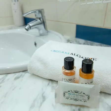 A16 - Aquazul 1 Bed Flat * 라고스